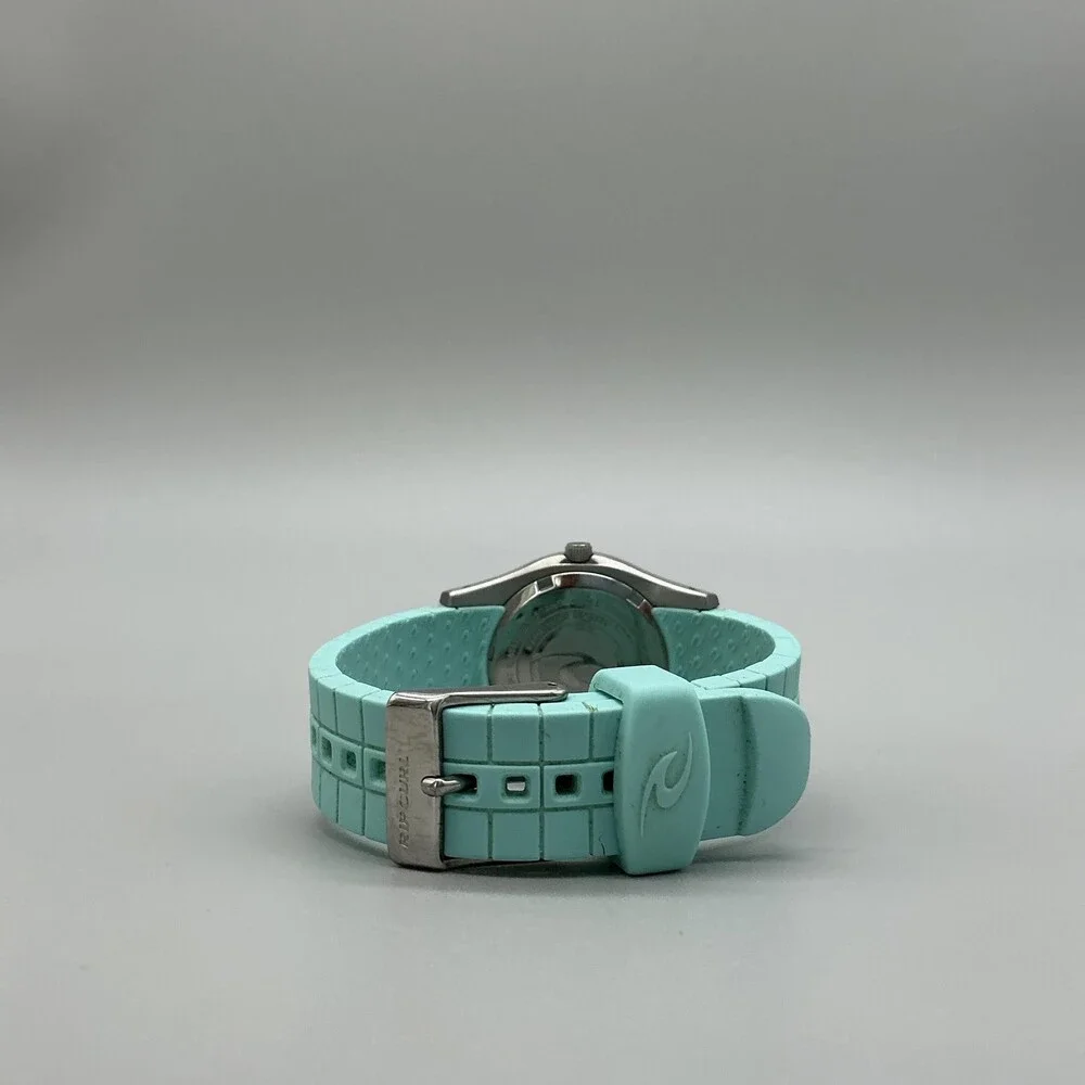 Rip Curl Echo Womens Watch 33mm Silver Tone Aqua Rubber Surf Date New Battery